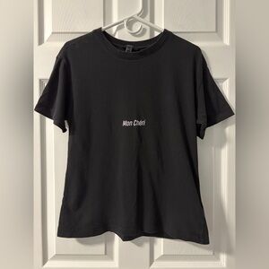 Forever 21 “Mon Cheri” Black Graphic Tee (Size M)